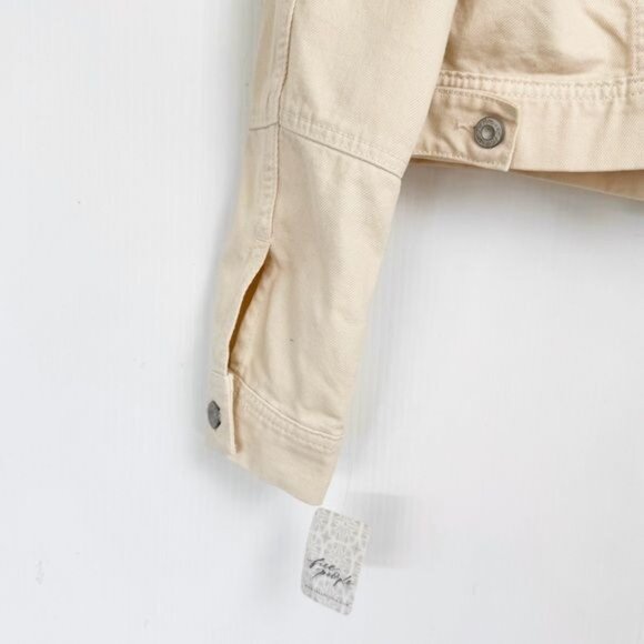 Free People ivory Rumors Denim Jacket in Ecru 011 Size XSmall - Picture 7 of 10